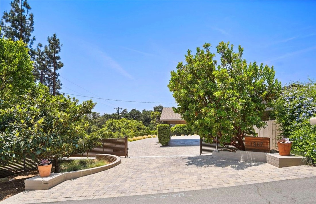 1987 Windover Road
