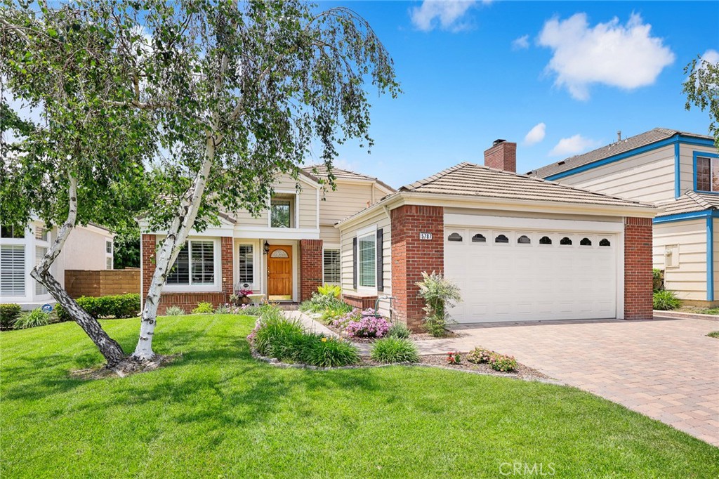 5787 Blackbird Lane