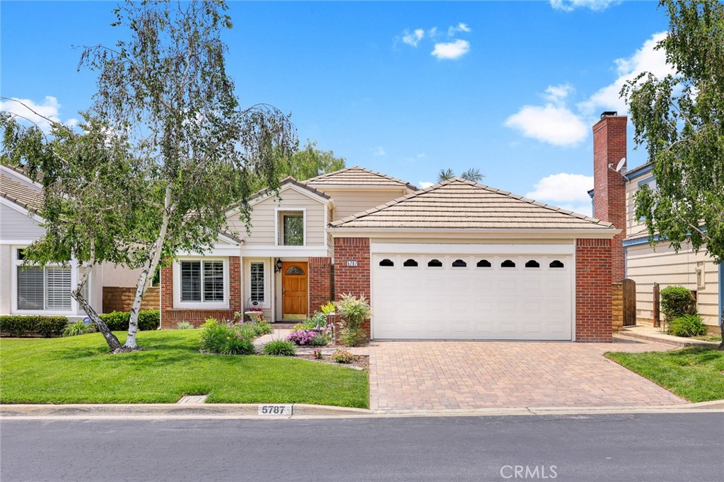 5787 Blackbird Lane