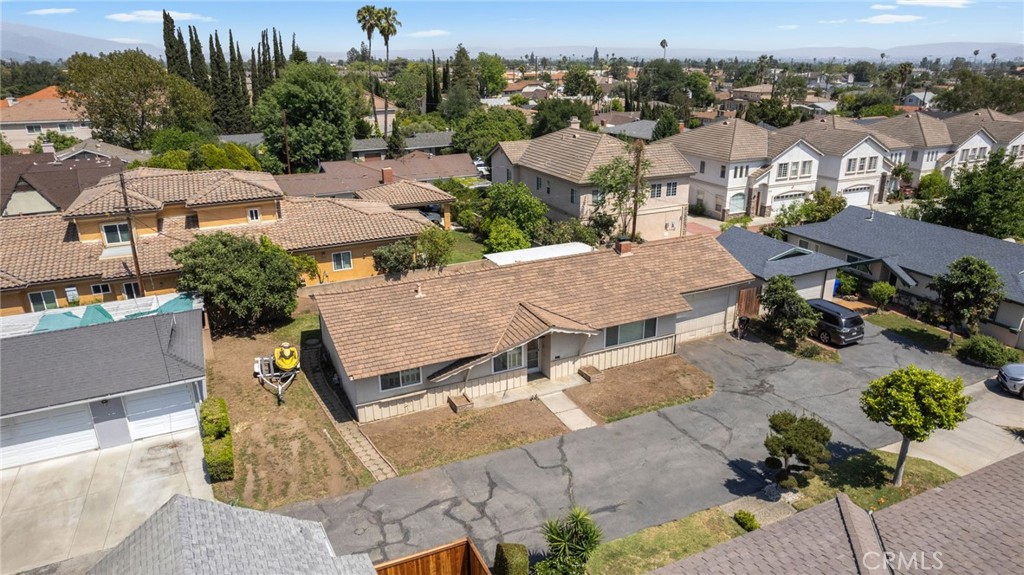 9066 E Fairview Avenue