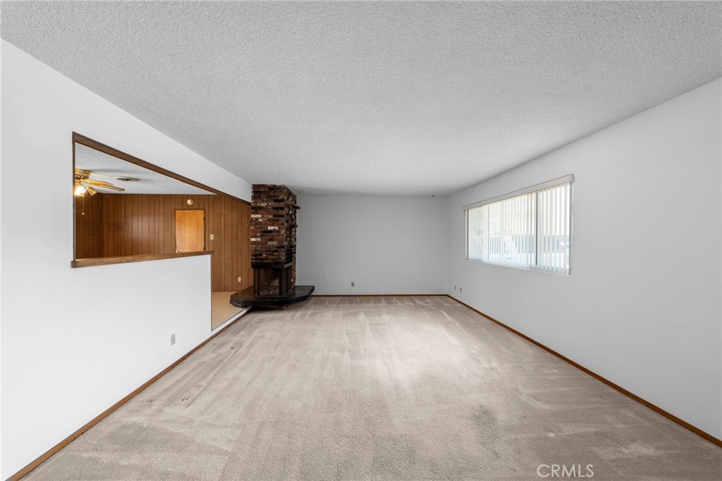 9066 E Fairview Avenue