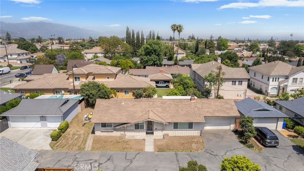 9066 E Fairview Avenue