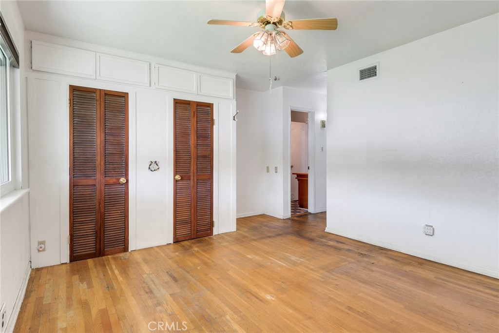 1242 N Dalton Avenue