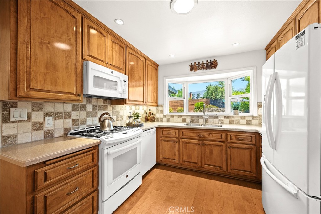 647 Ridgefield Dr