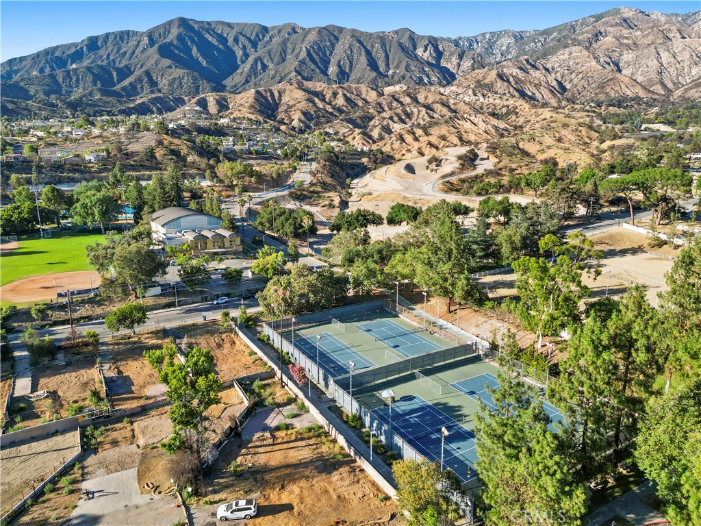 3758 Alzada Road