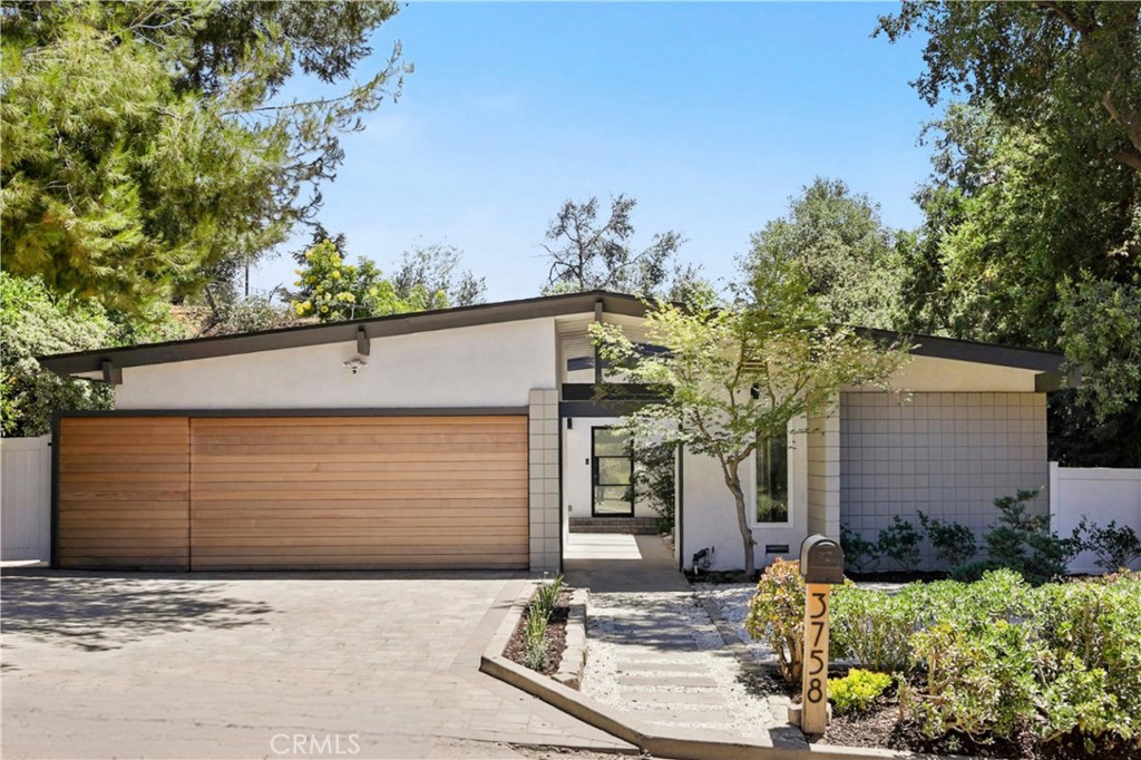 3758 Alzada Road