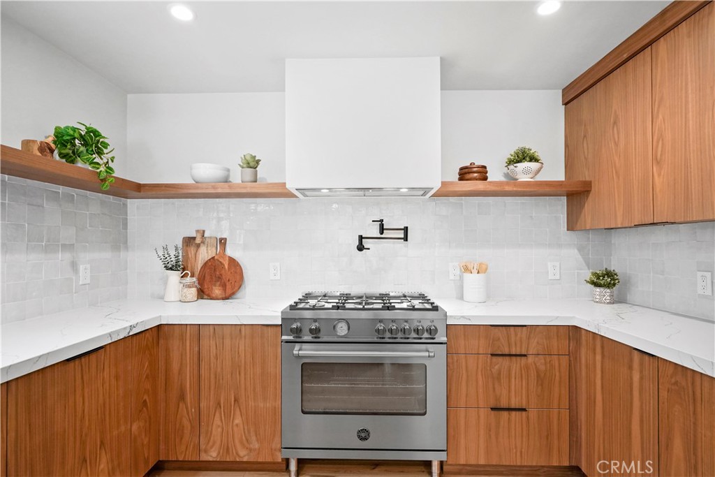 3758 Alzada Road
