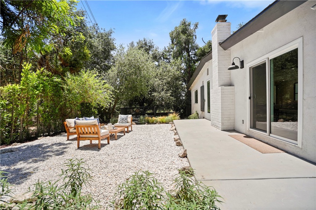 3758 Alzada Road