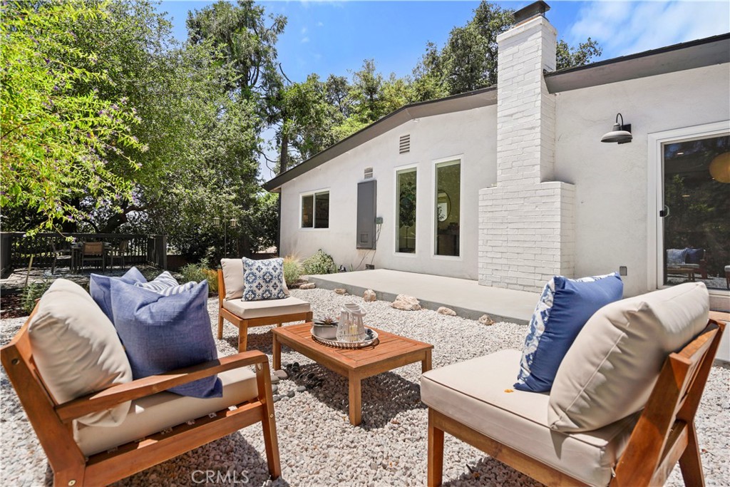 3758 Alzada Road