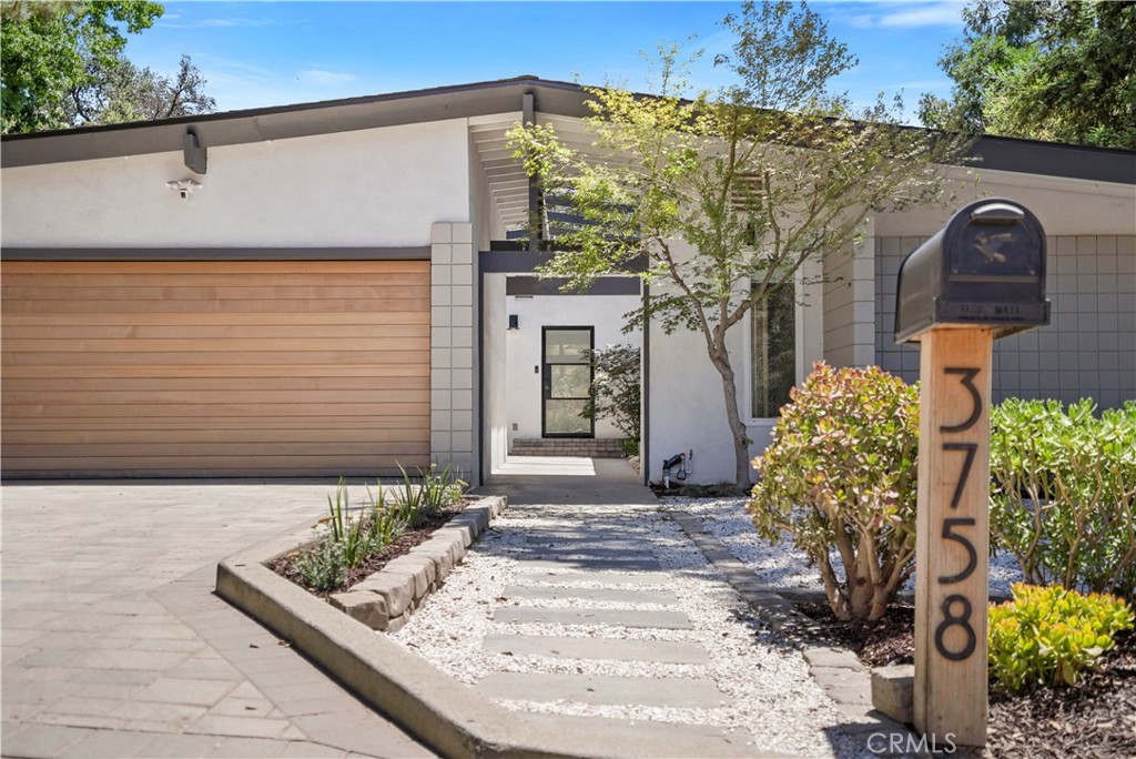 3758 Alzada Road