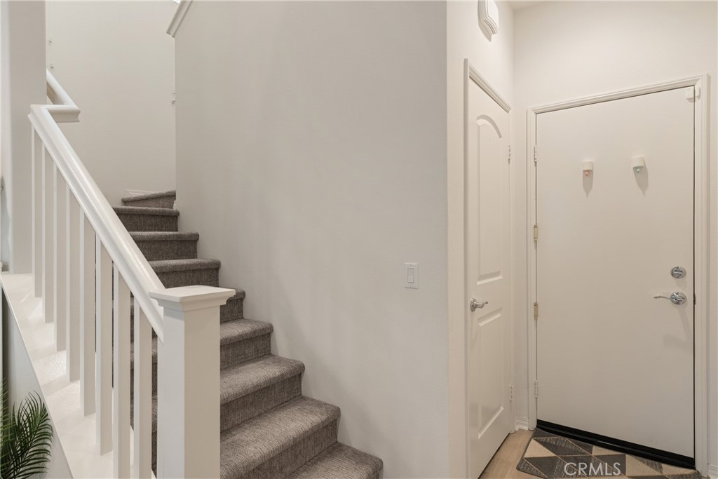 7194 Crescrendo Lane