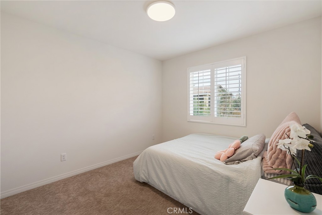 7194 Crescrendo Lane