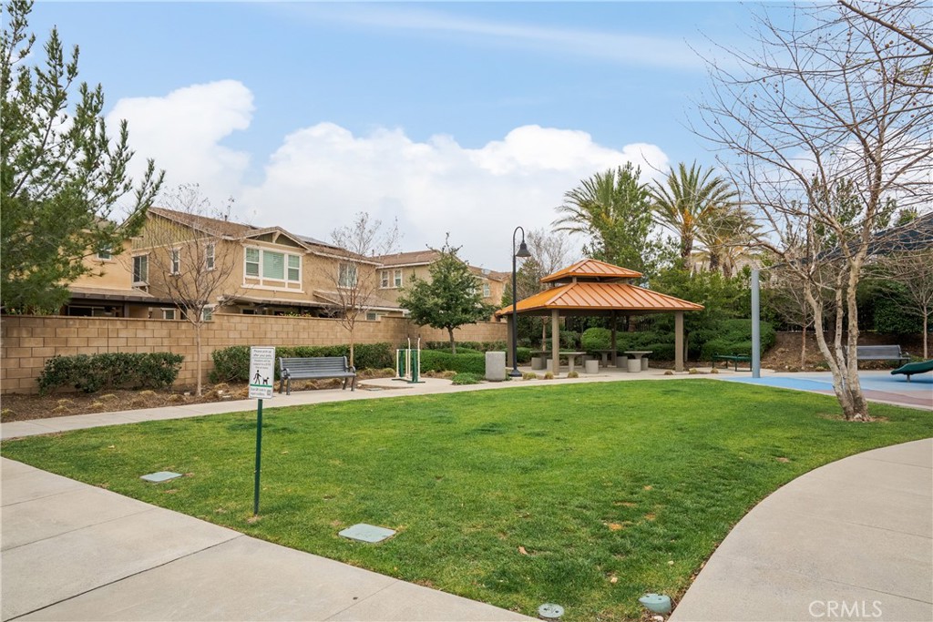 7194 Crescrendo Lane