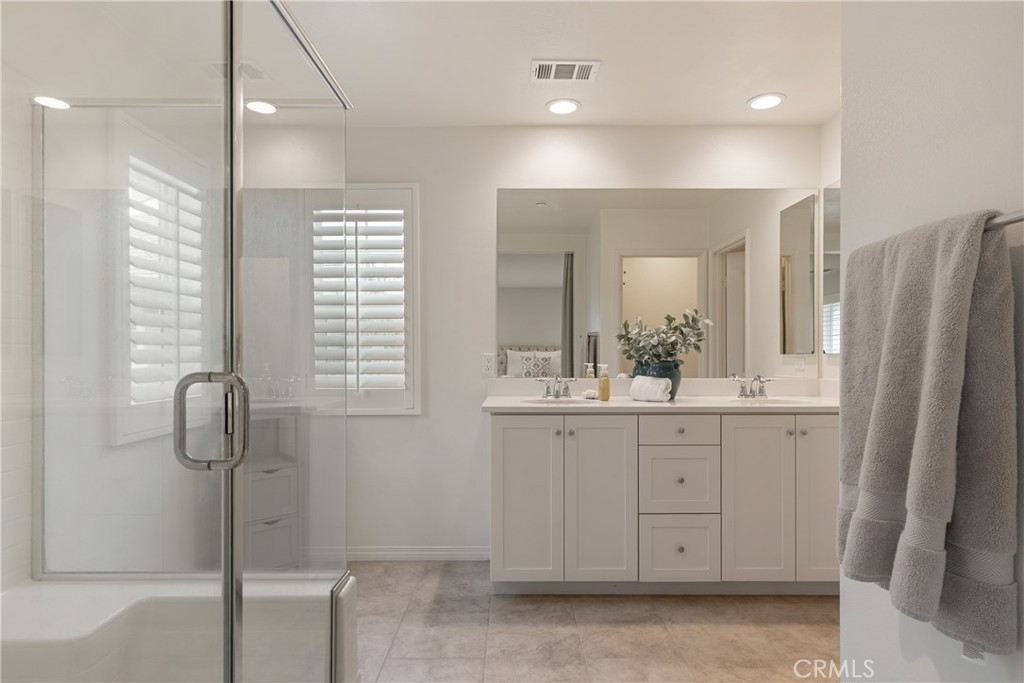 7194 Crescrendo Lane