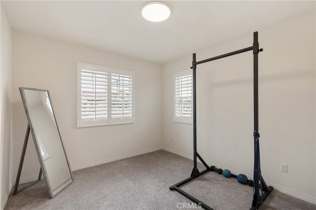 7194 Crescrendo Lane