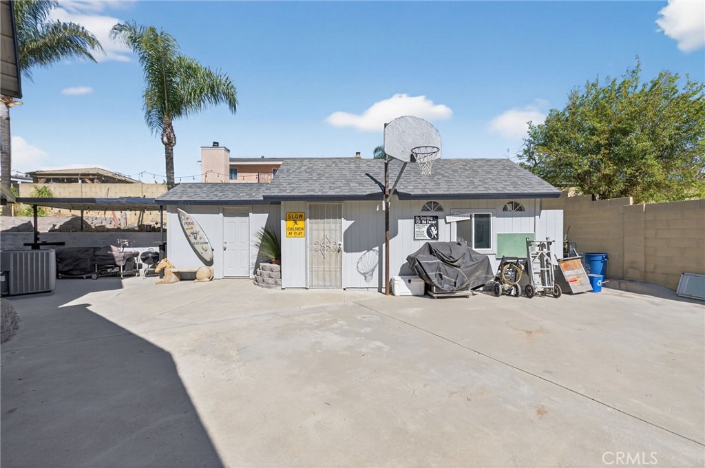 908 W Linden St.