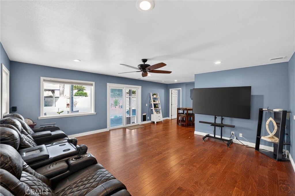 908 W Linden St.