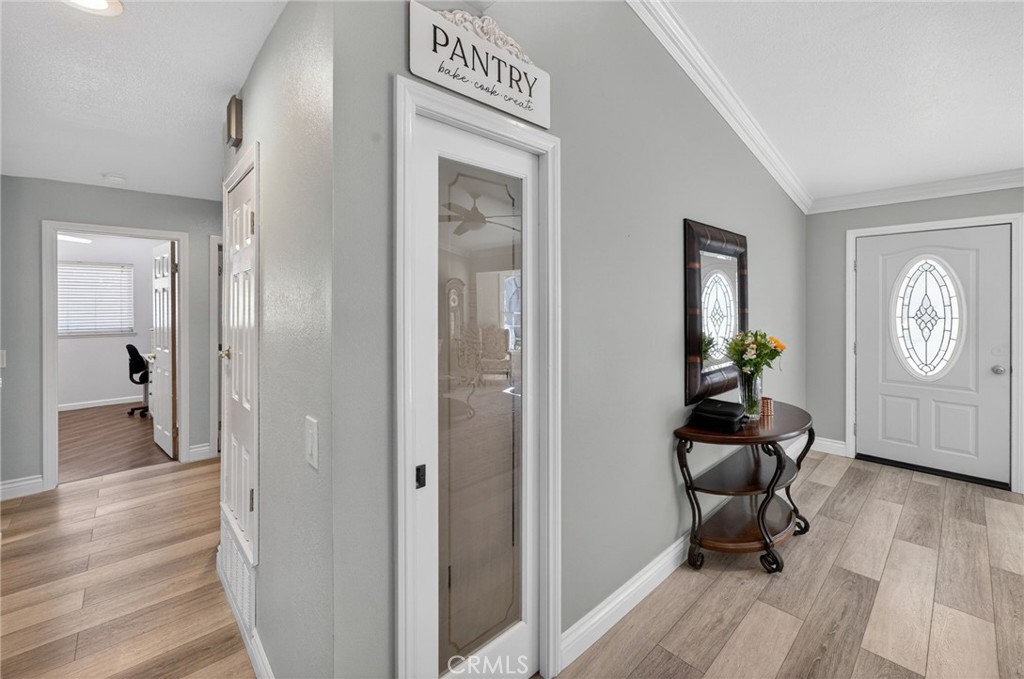 908 W Linden St.