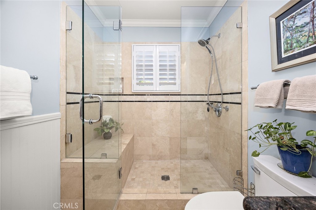 884 E Whitcomb Avenue