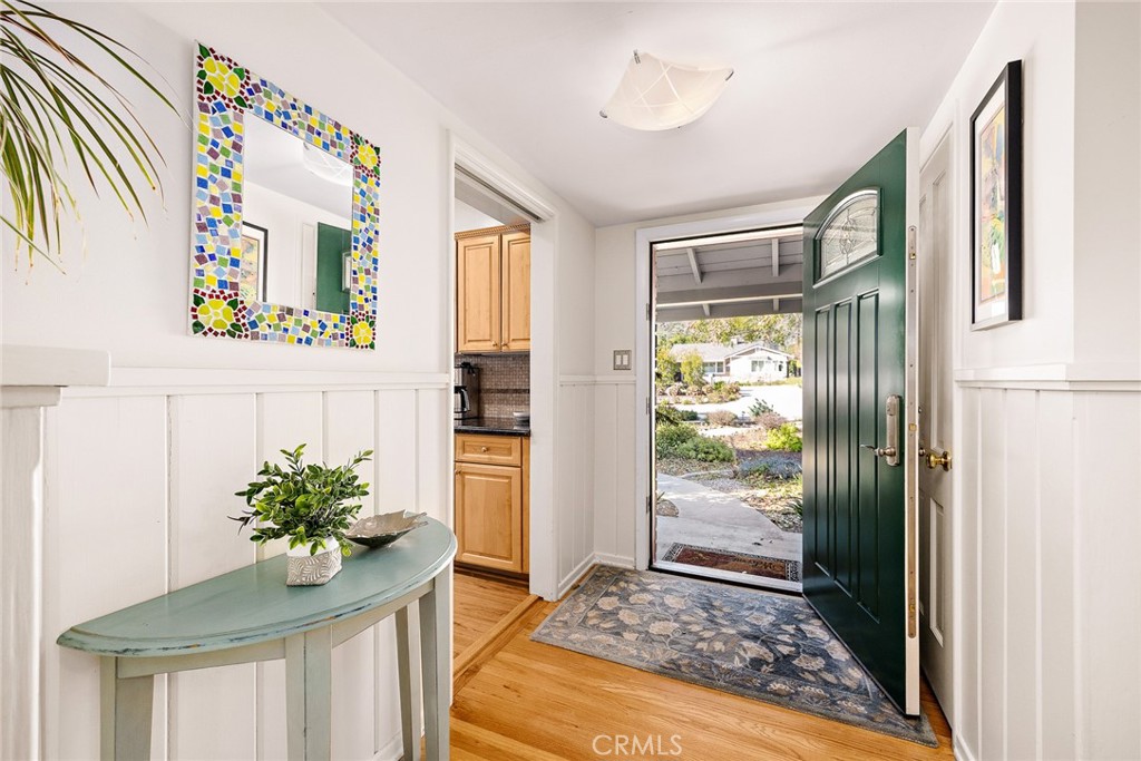 884 E Whitcomb Avenue