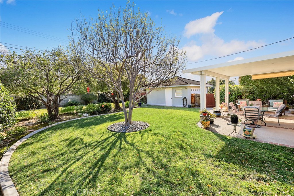 884 E Whitcomb Avenue