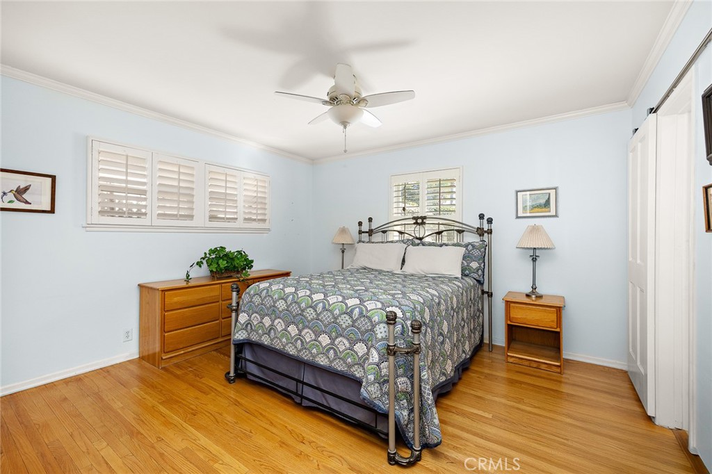 884 E Whitcomb Avenue