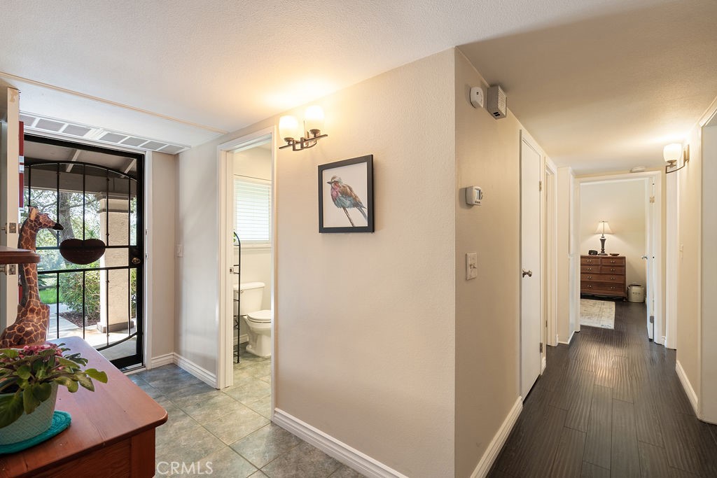 202 W Via Vaquero