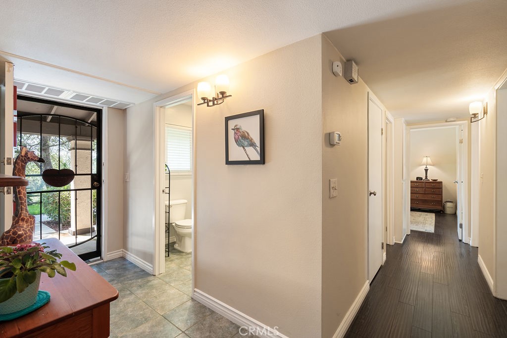 202 W Via Vaquero