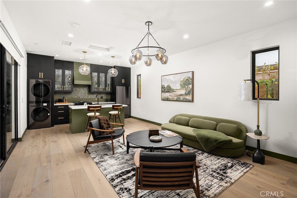 4607 Alta Canyada Road