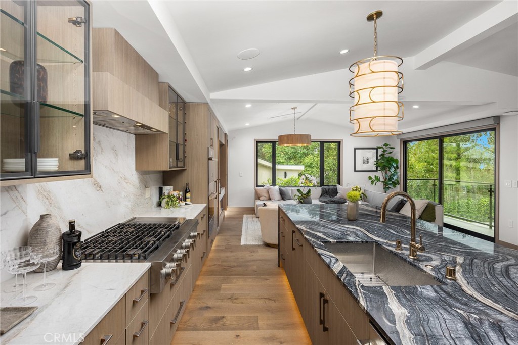 4607 Alta Canyada Road