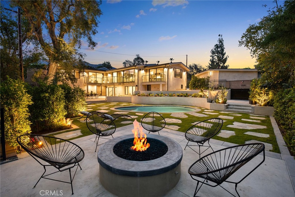 4607 Alta Canyada Road