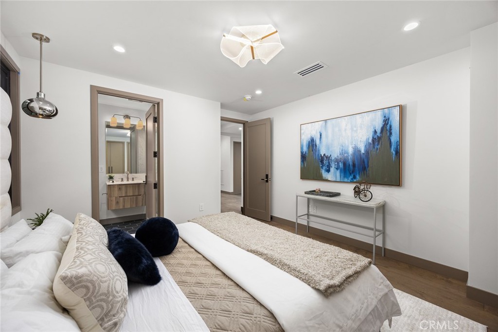 4607 Alta Canyada Road