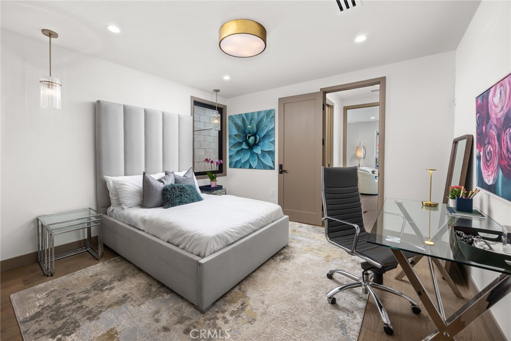 4607 Alta Canyada Road