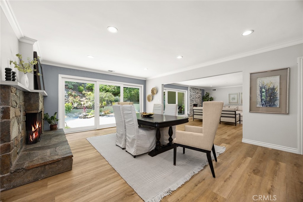 1135 Sierra Madre Villa Avenue