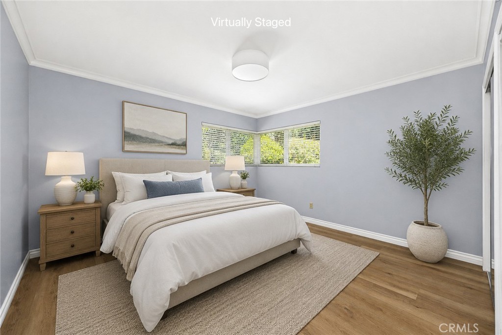 1135 Sierra Madre Villa Avenue