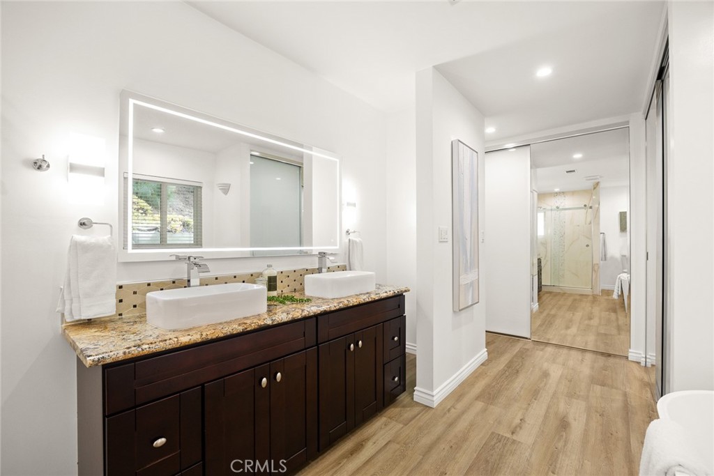1135 Sierra Madre Villa Avenue