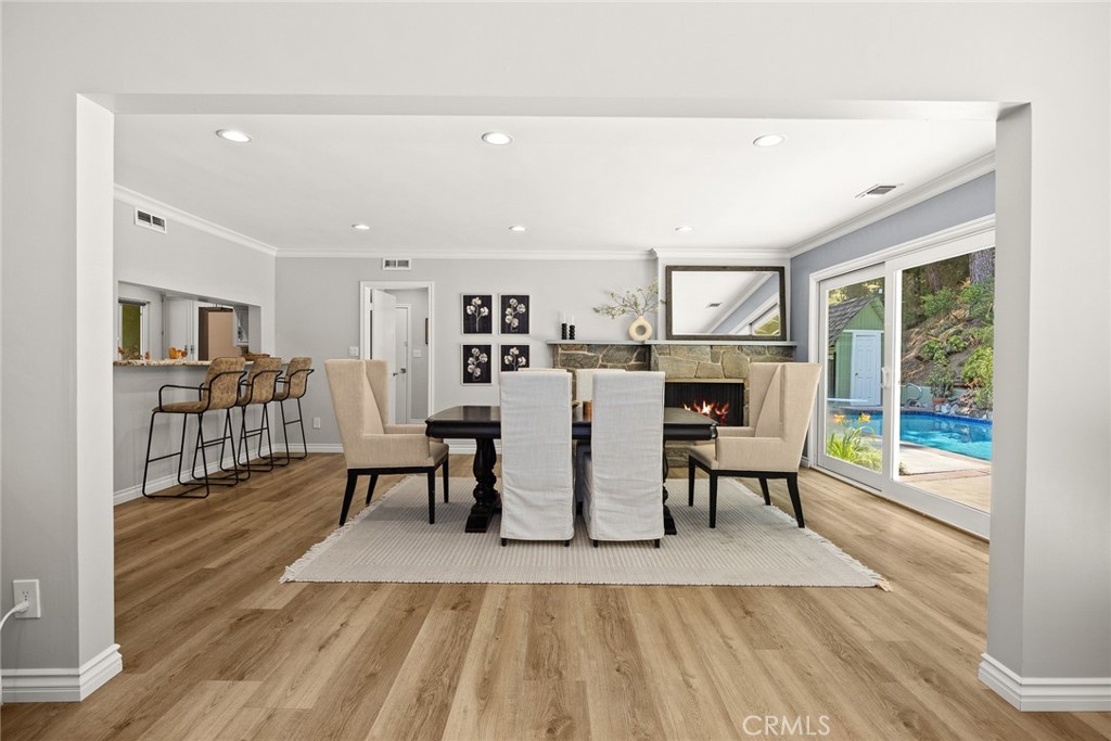 1135 Sierra Madre Villa Avenue