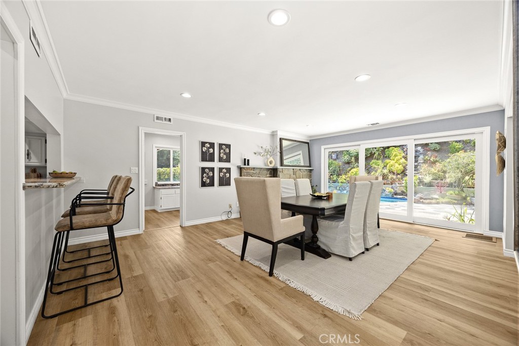 1135 Sierra Madre Villa Avenue