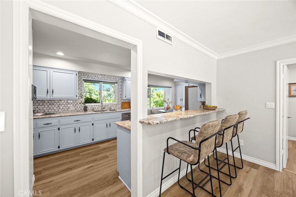 1135 Sierra Madre Villa Avenue