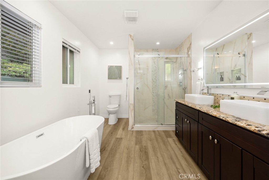 1135 Sierra Madre Villa Avenue