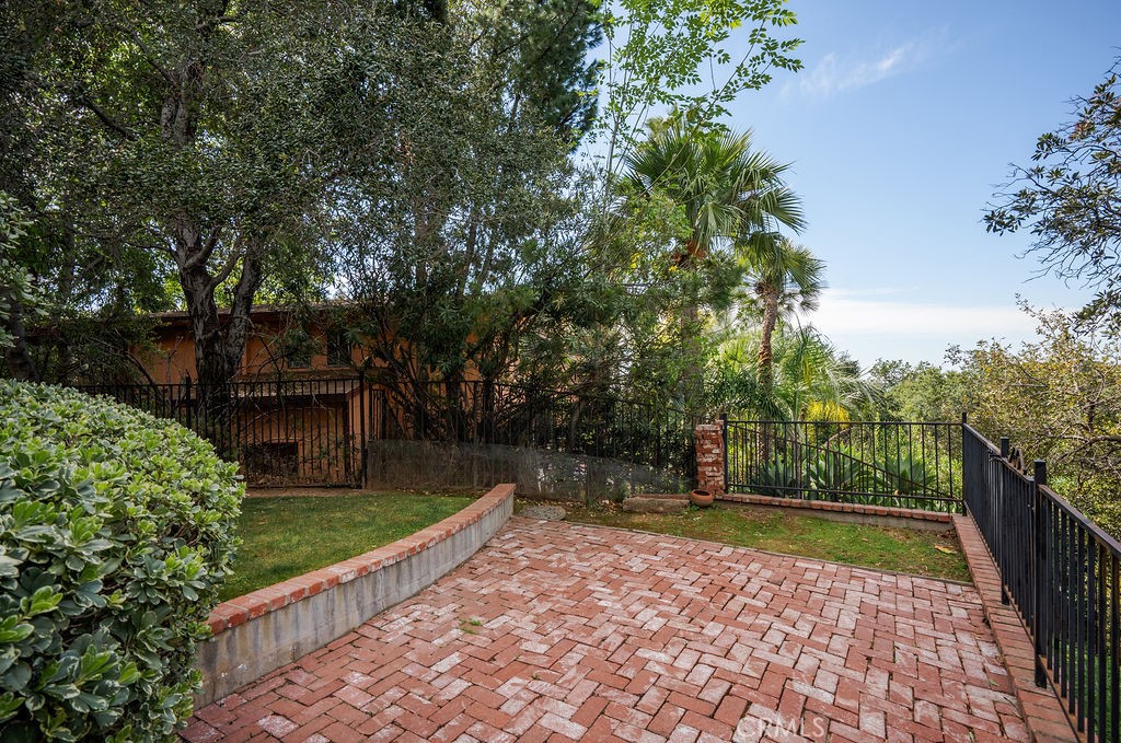 235 Spinks Canyon Road