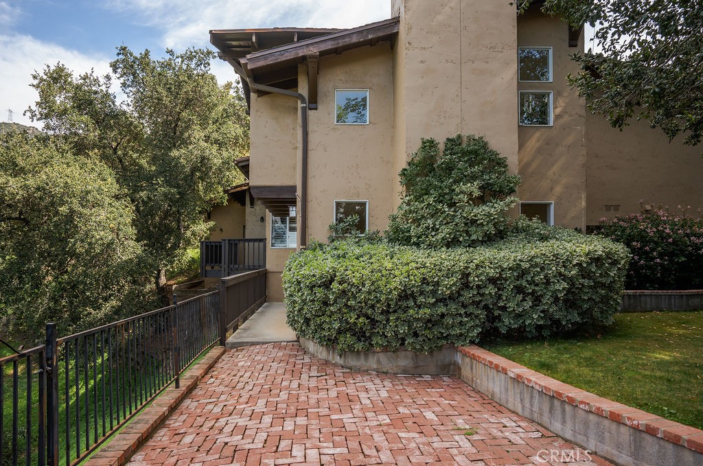 235 Spinks Canyon Road