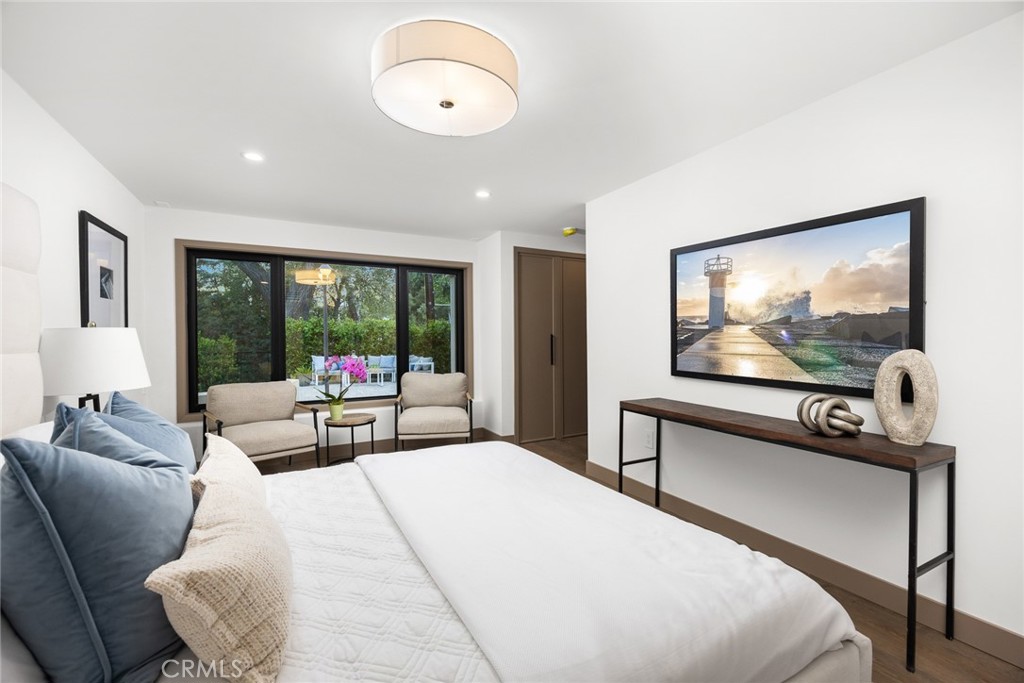 4607 Alta Canyada