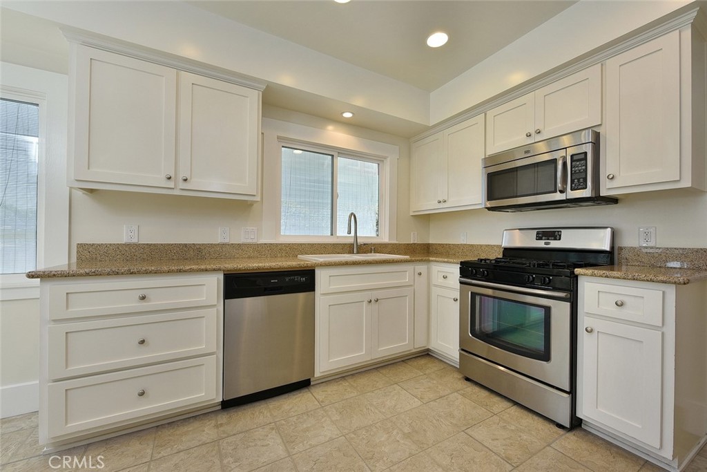 470 W Center Street