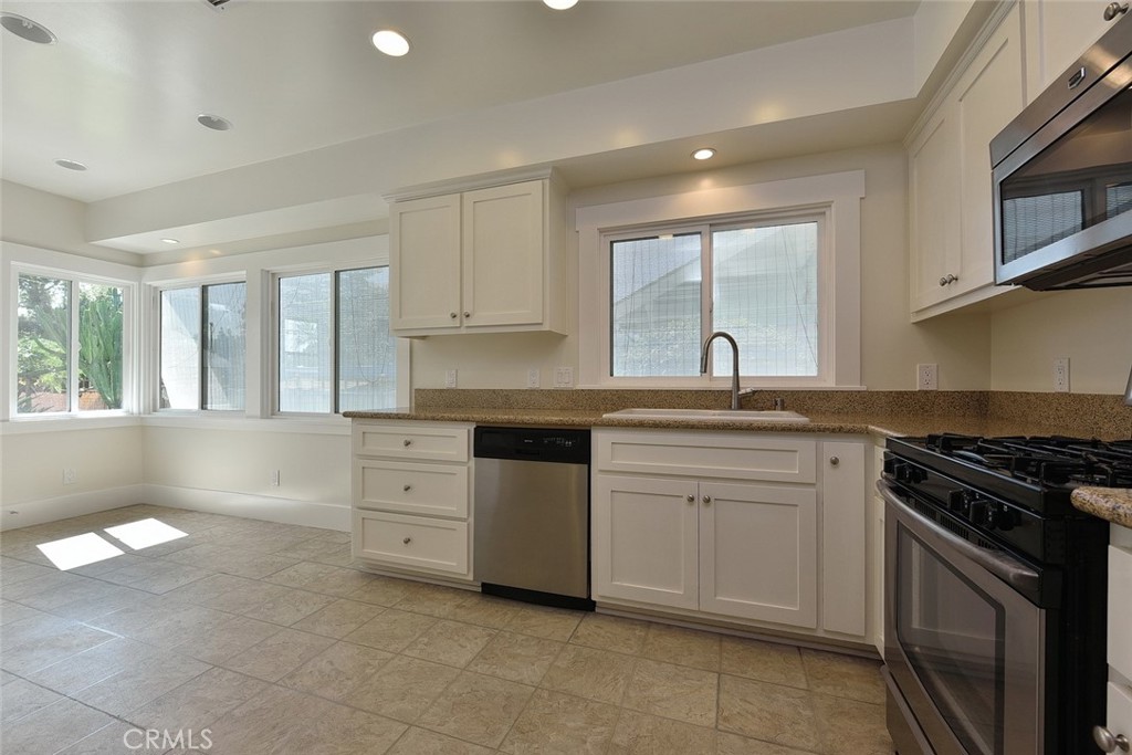 470 W Center Street