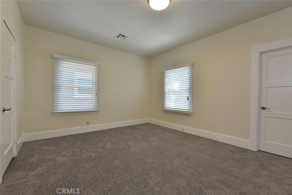 470 W Center Street