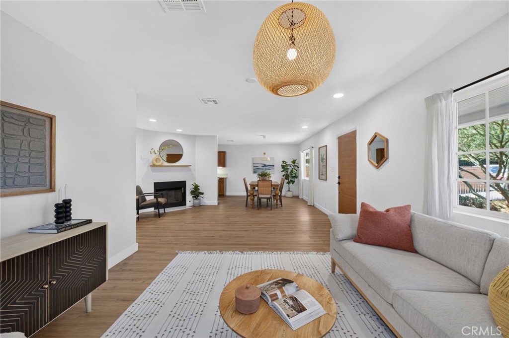 722 Royce St.