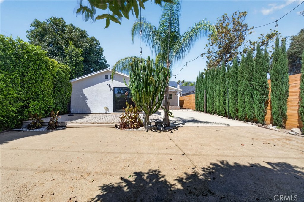 722 Royce St.