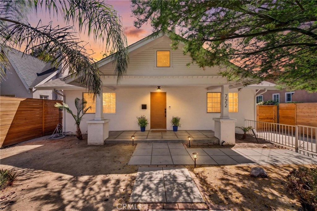 722 Royce St.