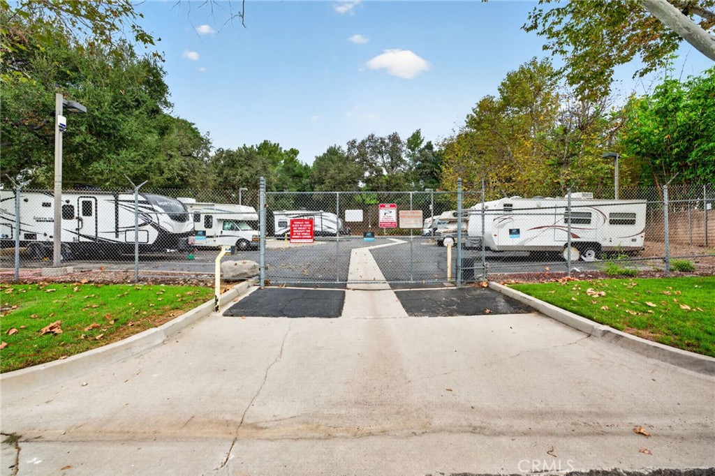 1285 Tarryglen Ln